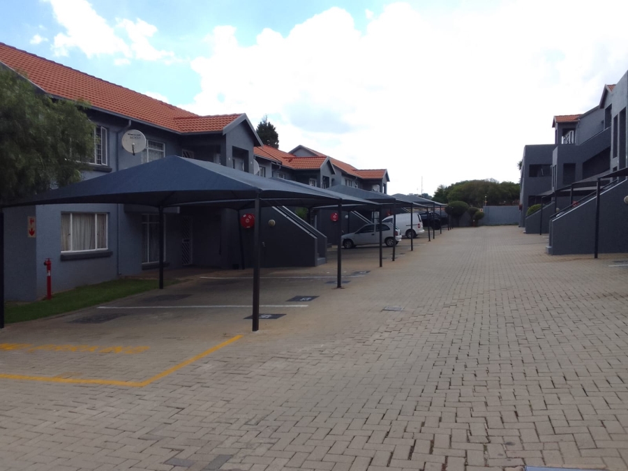 2 Bedroom Property for Sale in Aberdeen Eastern Cape